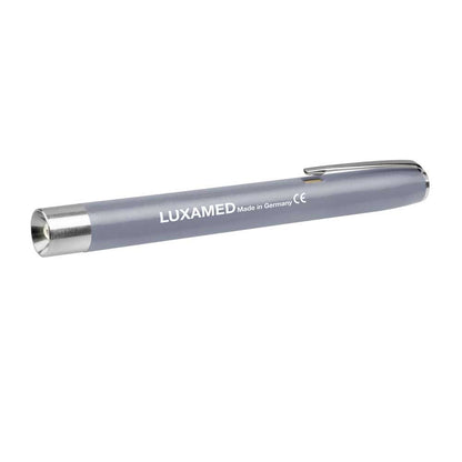 Luxamed Diagnostikleuchte mit grauem Gehäuse und silbernem Metallkopf