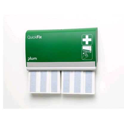 Plum QuickFix Pflasterspender, grün mit Auslage blau-weißer Pflasterstrips