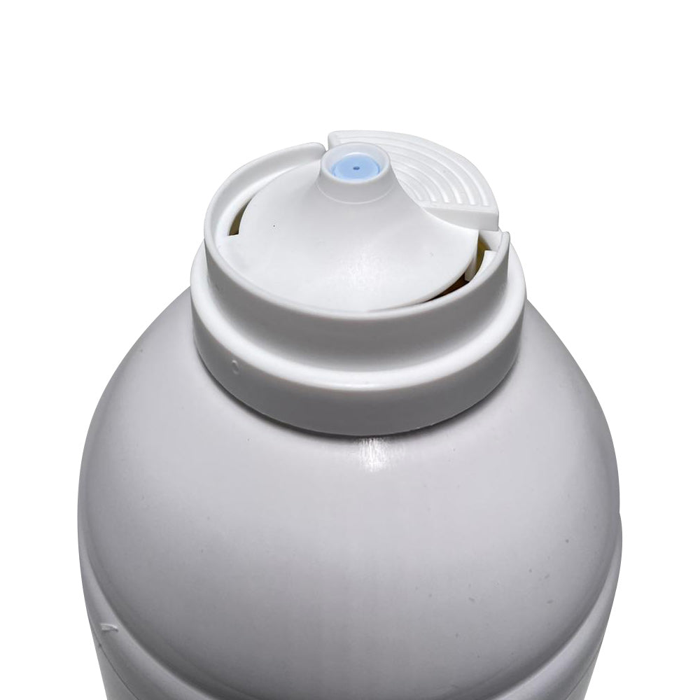 Flaschenkopf mit Auslass und blauer Düse der Reinigungsschaum-Flasche