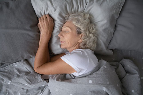 Grazie alla protezione del letto per incontinenza, dormire asciutti e riposati